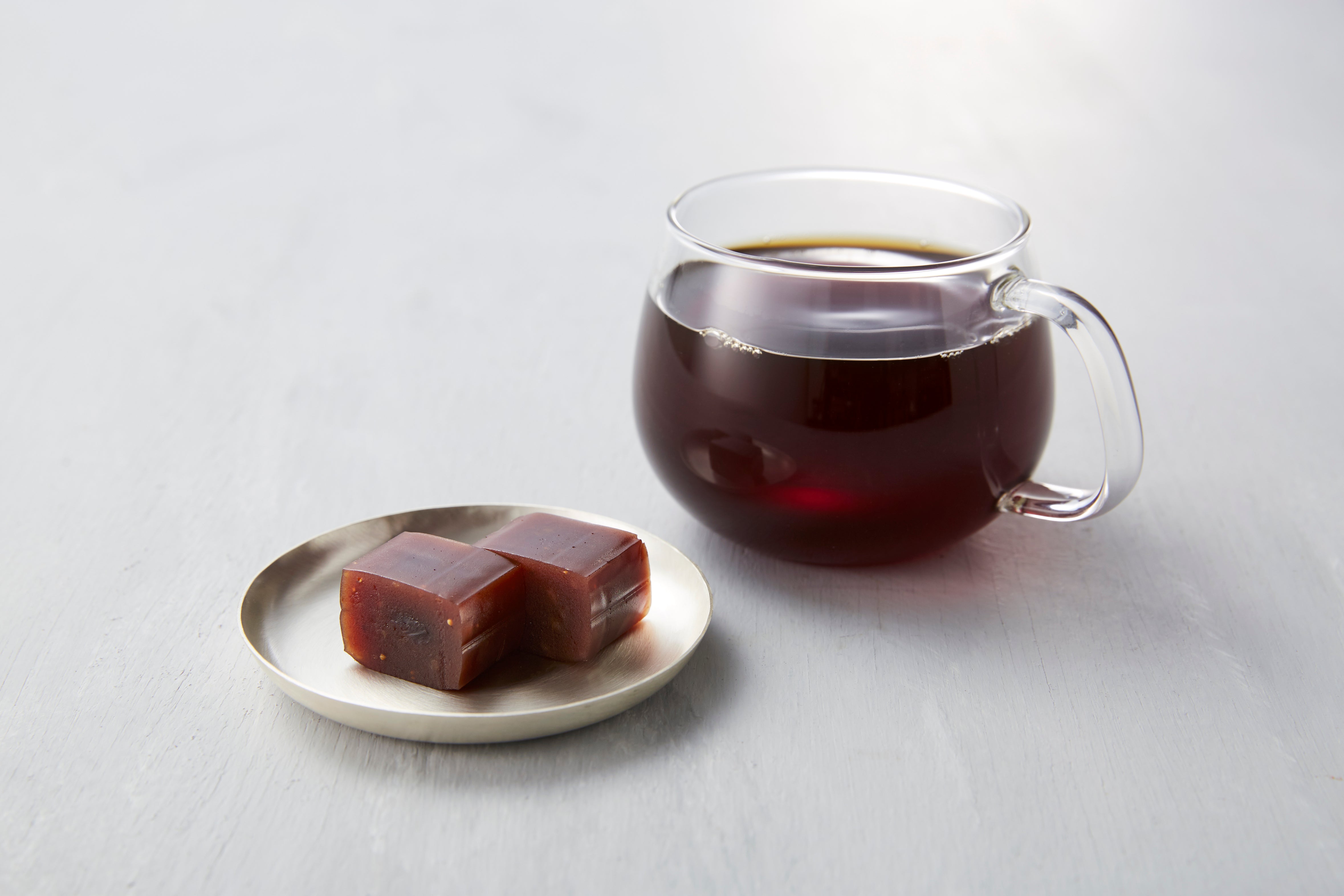 ブルーボトルがプロデュースする羊羹 – BLUE BOTTLE COFFEE